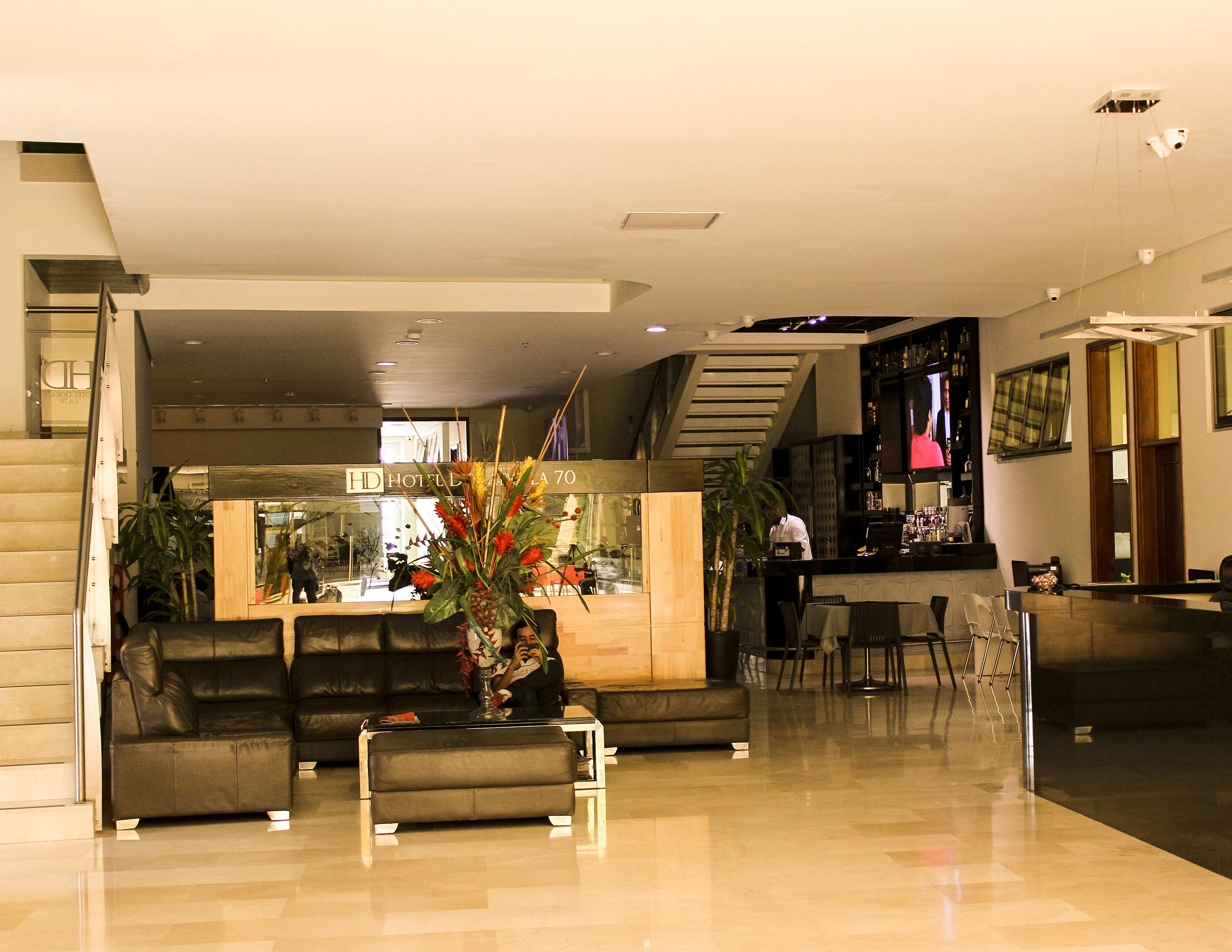 Hotel Dorado La 70 เมเดยิน ภายนอก รูปภาพ