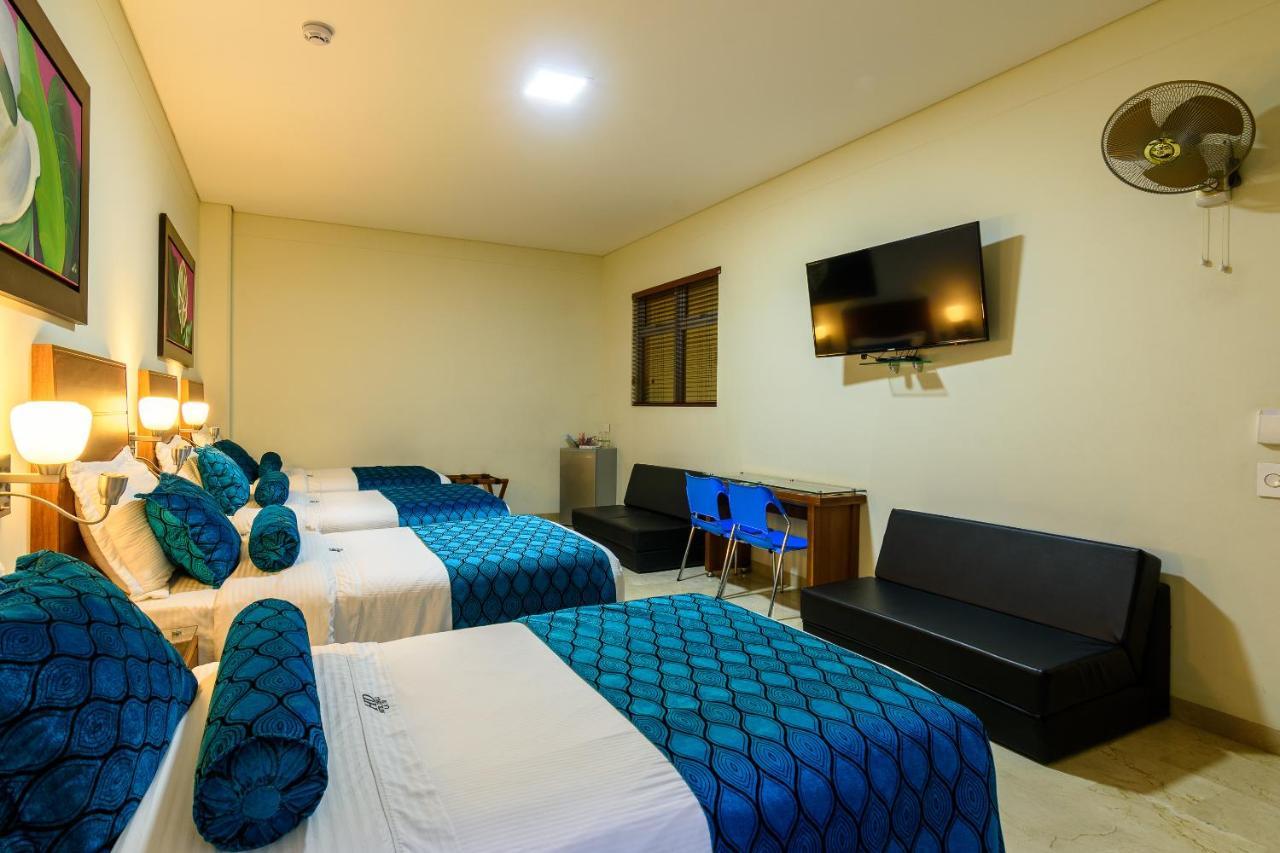 Hotel Dorado La 70 เมเดยิน ภายนอก รูปภาพ