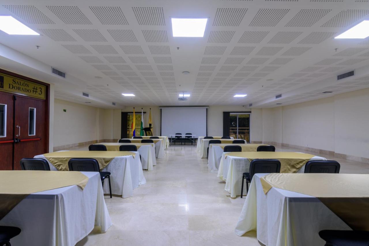 Hotel Dorado La 70 เมเดยิน ภายนอก รูปภาพ