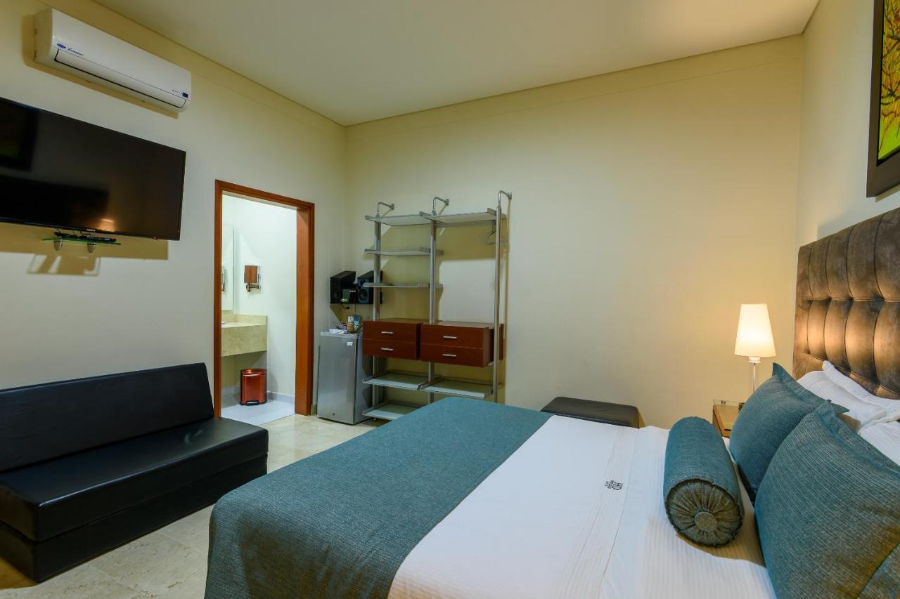 Hotel Dorado La 70 เมเดยิน ภายนอก รูปภาพ