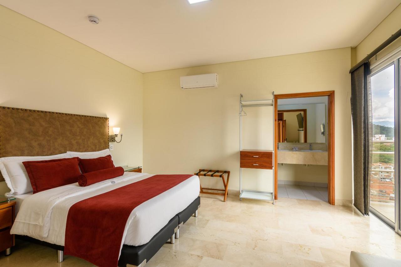 Hotel Dorado La 70 เมเดยิน ภายนอก รูปภาพ